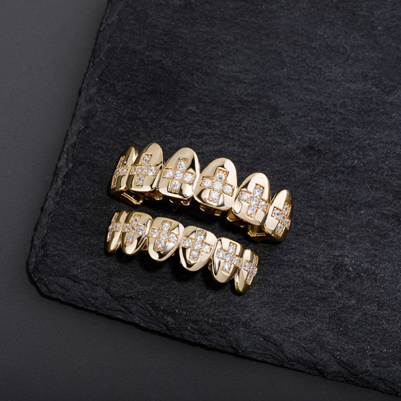 Body Jewelry High End - Nuovissimo Grillz per Denti in Oro