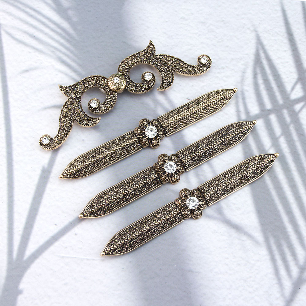 Pettorina da donna vintage del - Body Jewelry In Bulk recensione e prezzo